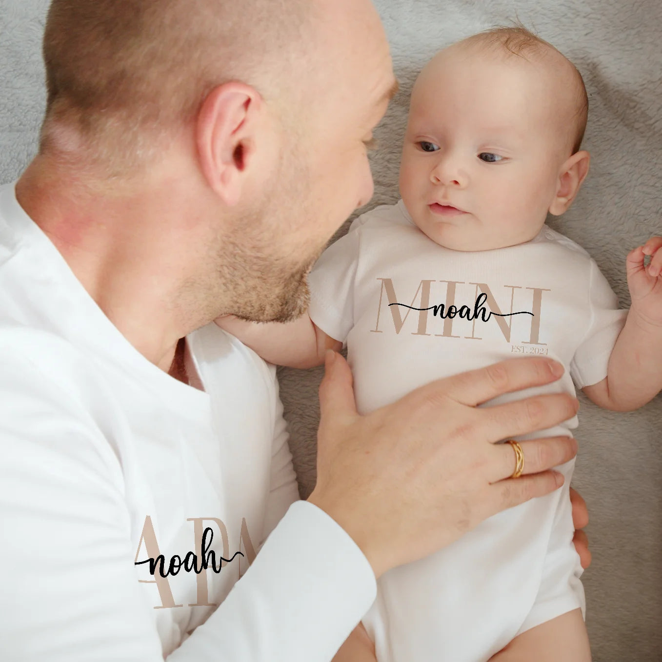 Personalisierter Babybody "MINI" 1. Teil vom Partnerlook Bo & Birdie