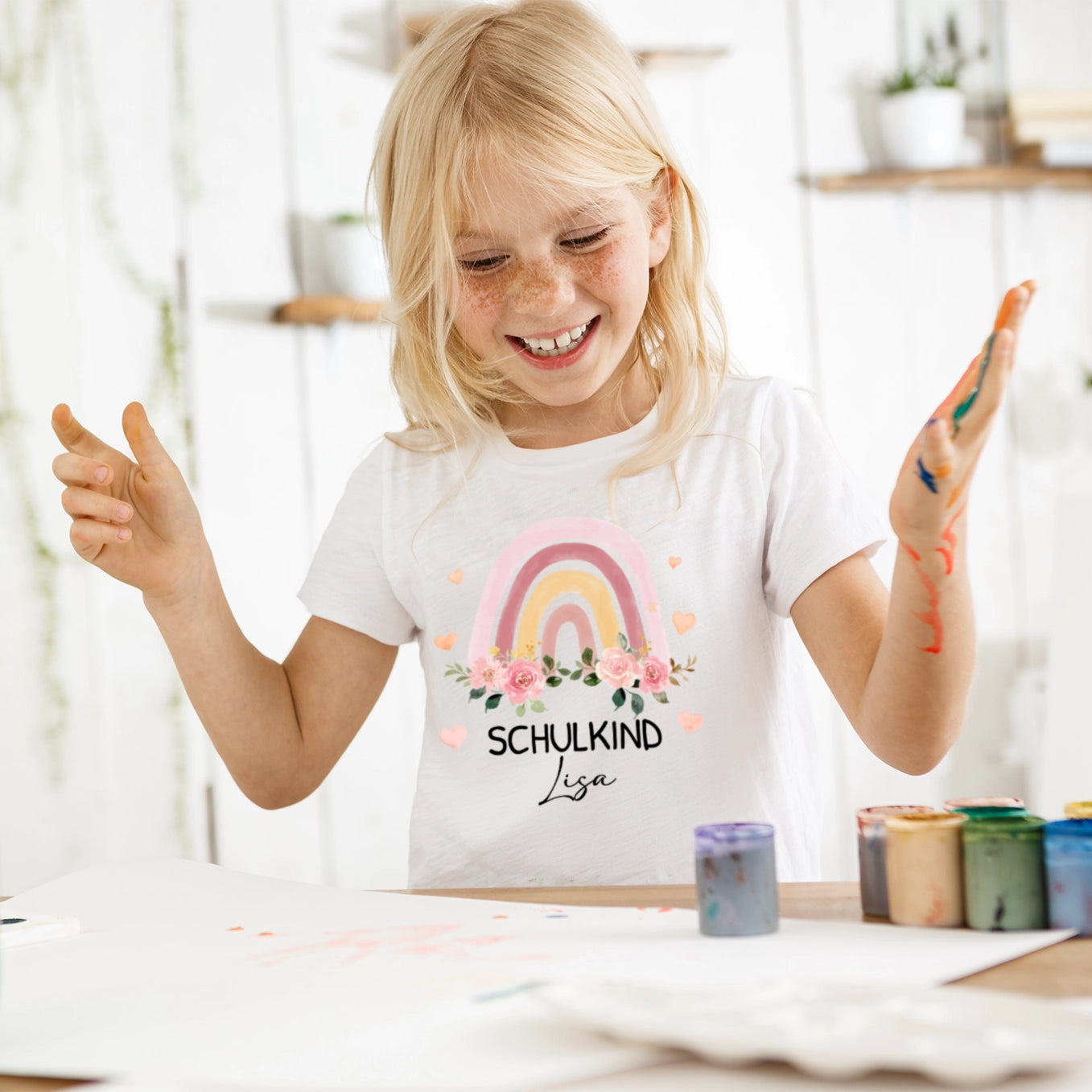 Personalisiertes T-Shirt "Regenbogen" Bo & Birdie